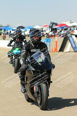 media/Sep-20-2025-TrackDaz (Sat) [[27f0cde673]]/Around the Pits/